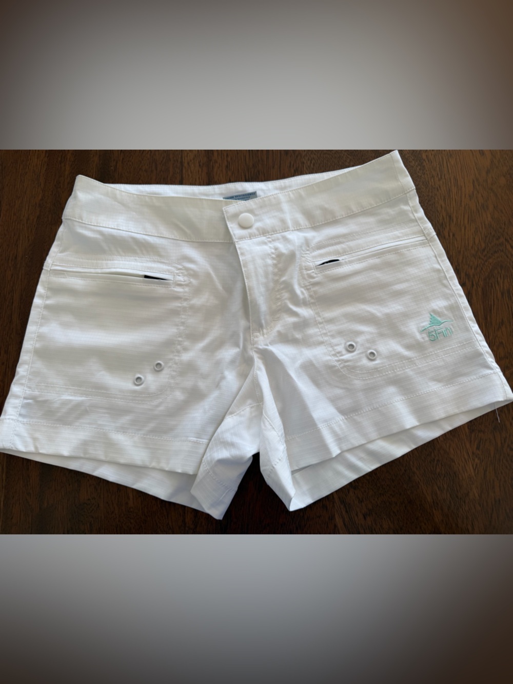 5 Fin Fishing / Boating shorts - Women’s size 4